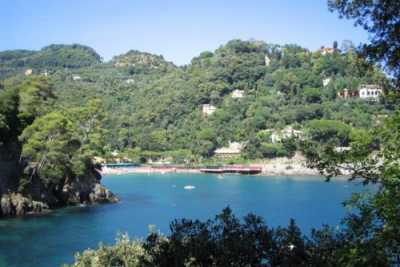 Prenota adesso la tua vacanza a Santa Margherita Ligure in Liguria residenza esclusiva sul mare, Il borgo sorge sull’insenatura del promontorio a form