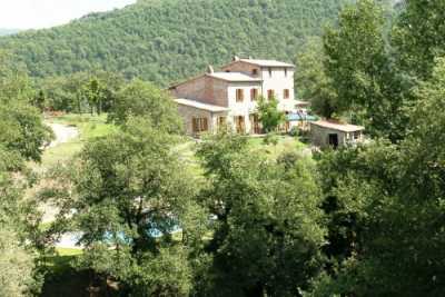 Book now your holiday in Orvieto in Umbria in this wonderful and elegant private Casale with swimming pool located in Orvieto in the province of Terni