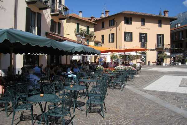 Book now your vacation in Menaggio in Lombardy this wonderful private villa with pool in Menaggio in the province of Como in Lombardy rents the villa 22