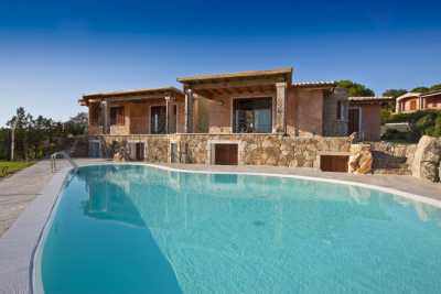 rent private villa with pool on the sea for rent in San Teodoro in Sardinia 4 bedrooms, 5 bathrooms up to 10 beds in San Teodoro in Sardinia