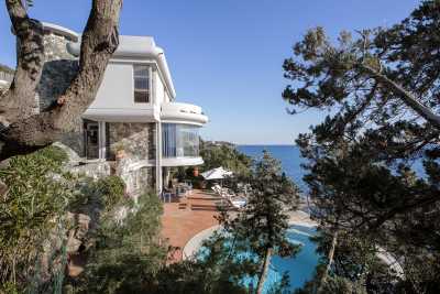 Prenota adesso la tua vacanza in questa bellissima villa in  Toscana, villa privata con piscina situata sul mare a Castiglioncello in provincia di Liv