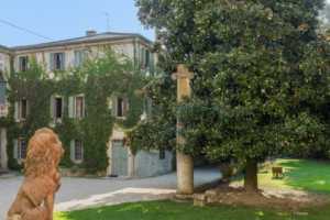 Book now your vacation in Bartolomea in Veneto in this beautiful private villa in Bartolomea in the province of Vicenza in Veneto, rent the villa