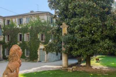 Book now your vacation in Bartolomea in Veneto in this beautiful private villa in Bartolomea in the province of Vicenza in Veneto, rent the villa