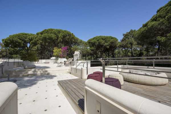 Seafront vacation villa rental with pool in Roccamare Castiglione della Pescaia, Maremma Tuscany. Villa with 7 bedrooms and 7 bathrooms 5