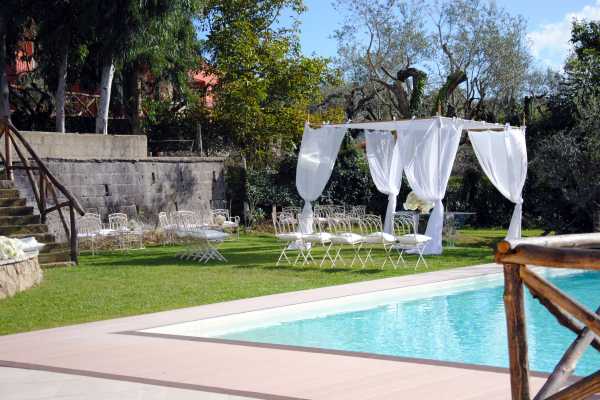 Holiday rental resort with private pool in Massa Lubrense Naples beautiful park surrounded by greenery in this resort in Campania 10