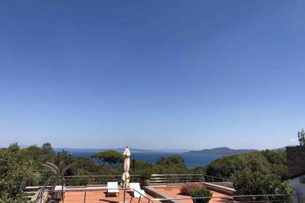 luxury villa holiday in Punta Ala with 2 swimming pools and solarium with sea view a few steps from the beach 6