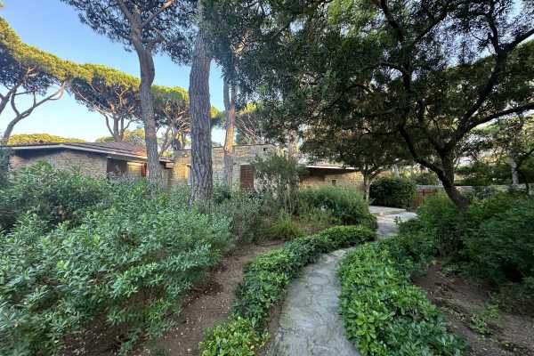 Book now your vacation in Tuscany in this beautiful private villa with pool on the sea in Roccamare, Castiglione della Pescaia, Grosseto rents 18